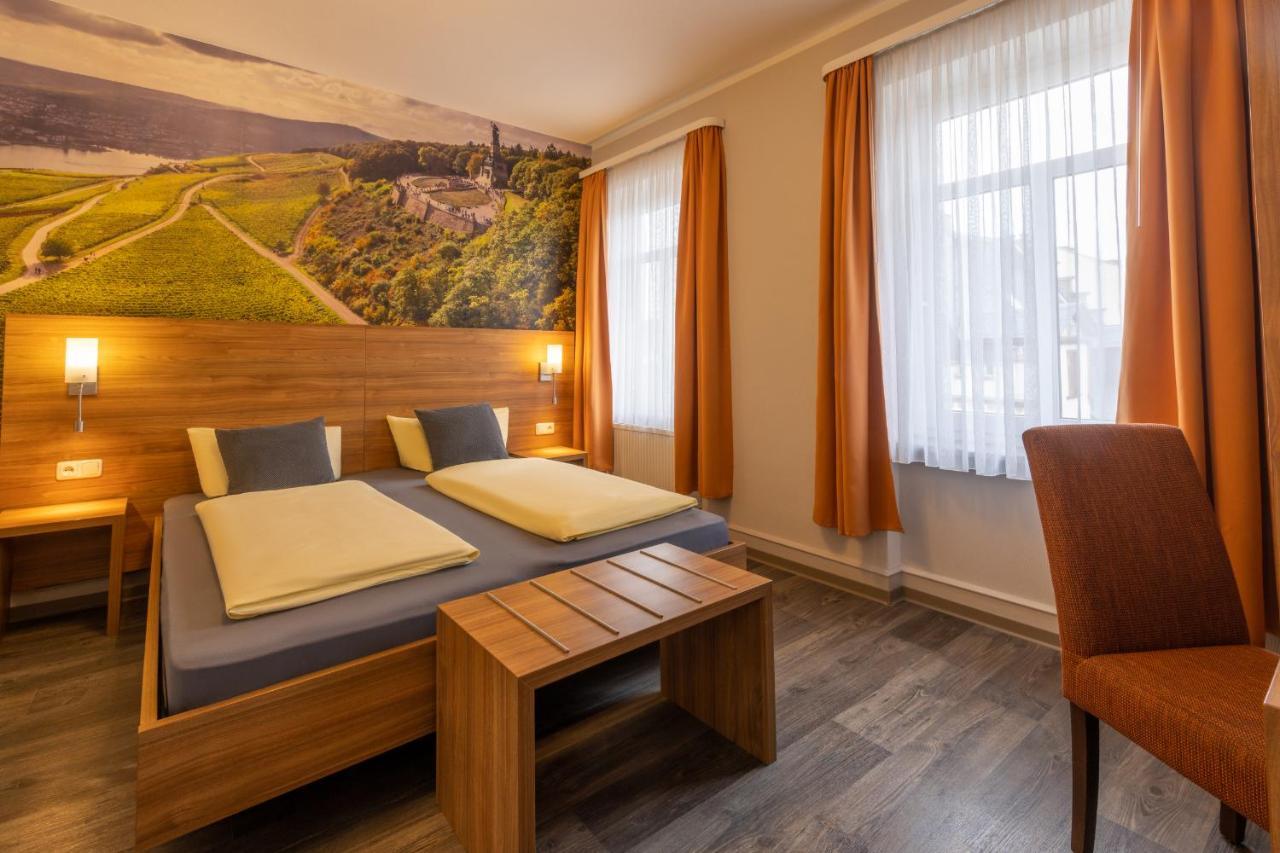 Zur Lindenau Hotel Rudesheim am Rhein Bagian luar foto