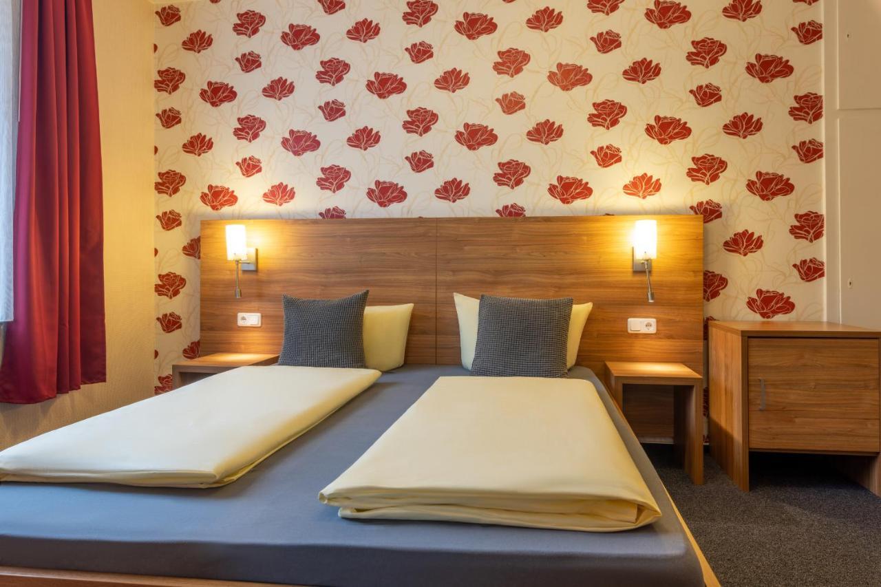 Zur Lindenau Hotel Rudesheim am Rhein Bagian luar foto