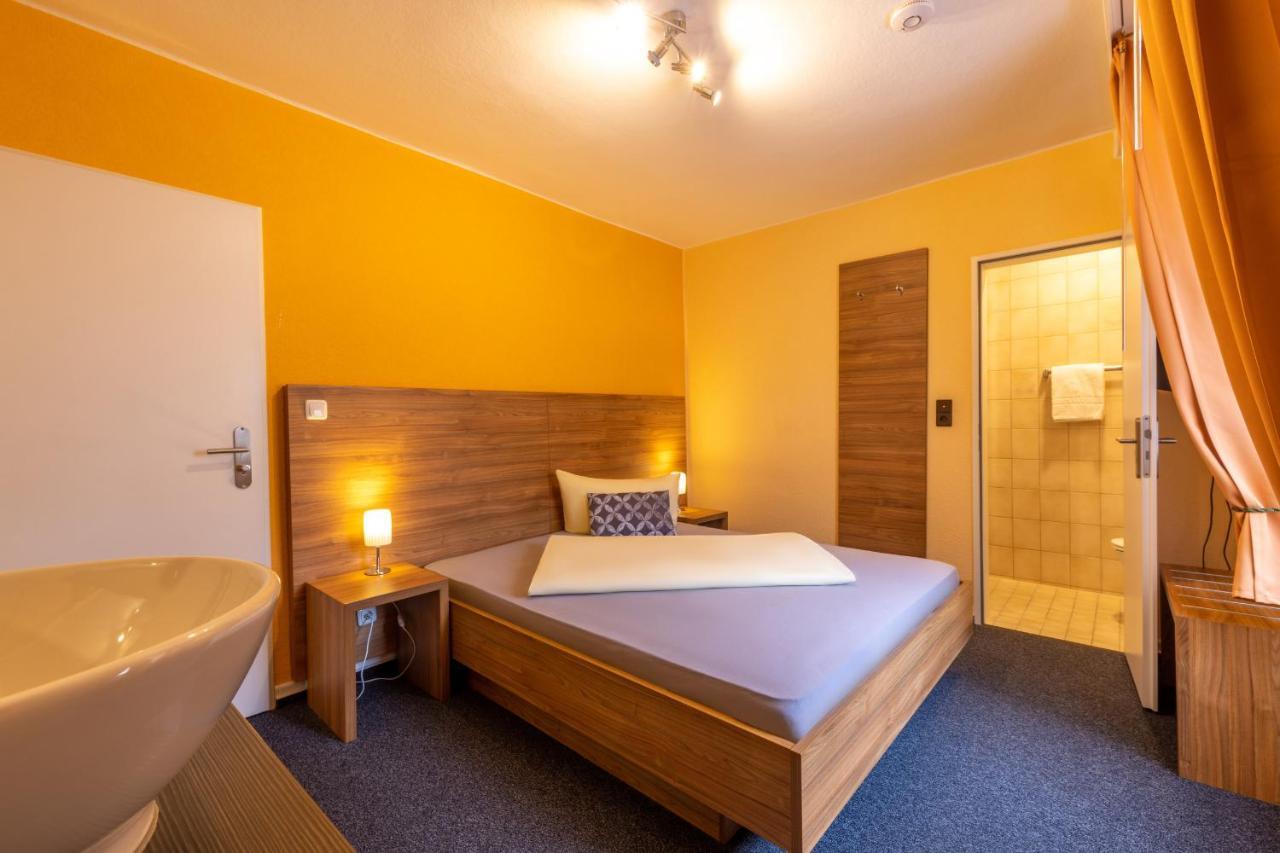 Zur Lindenau Hotel Rudesheim am Rhein Bagian luar foto