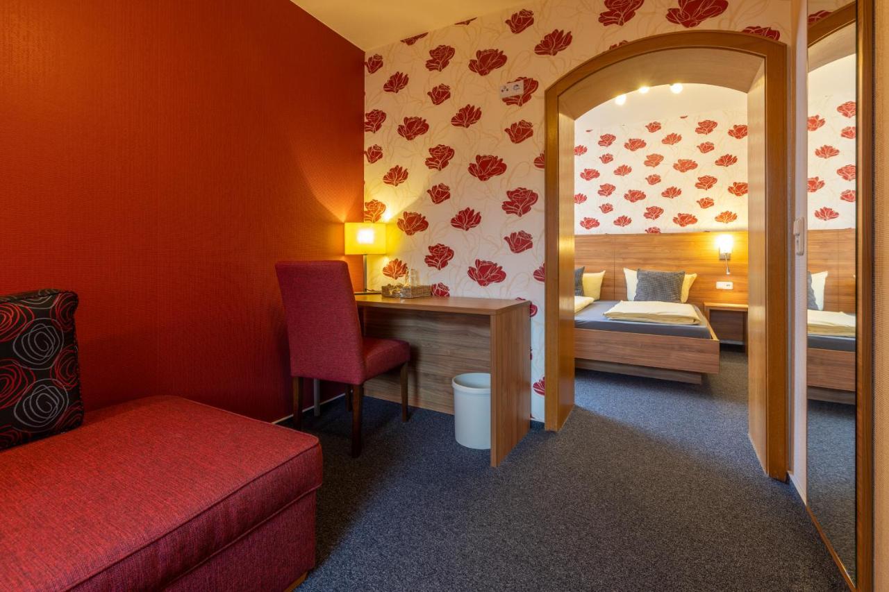 Zur Lindenau Hotel Rudesheim am Rhein Bagian luar foto
