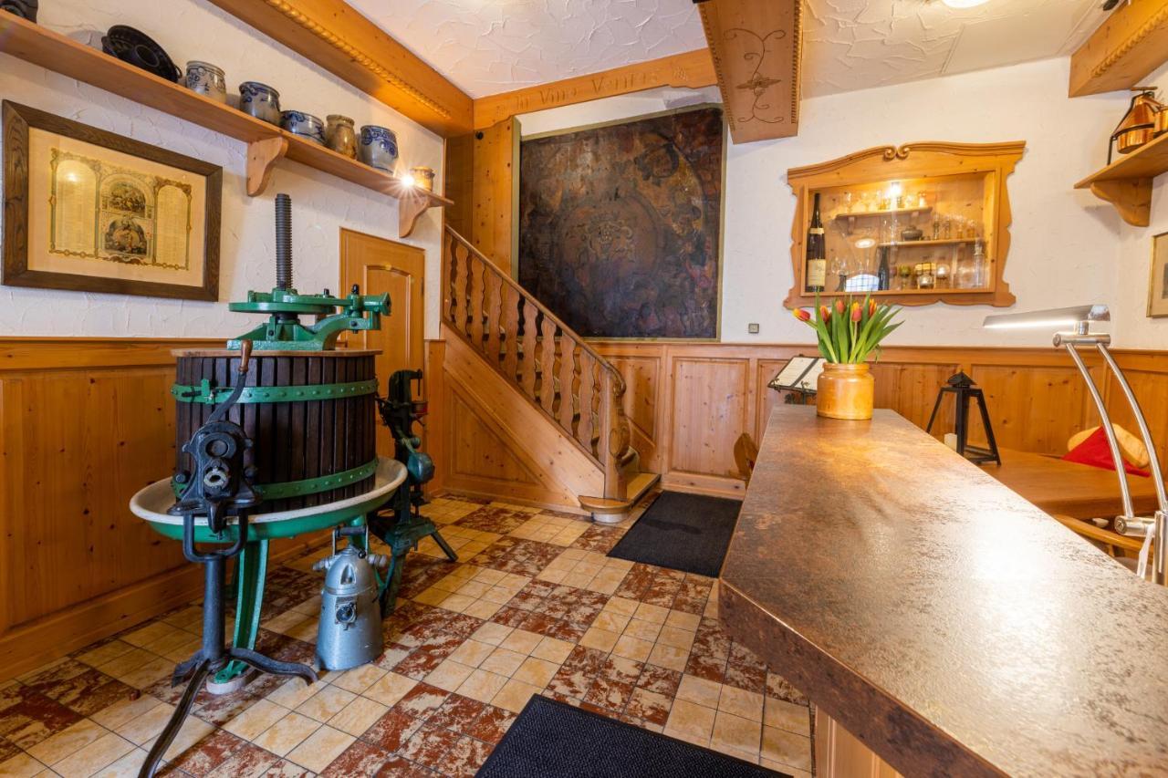 Zur Lindenau Hotel Rudesheim am Rhein Bagian luar foto